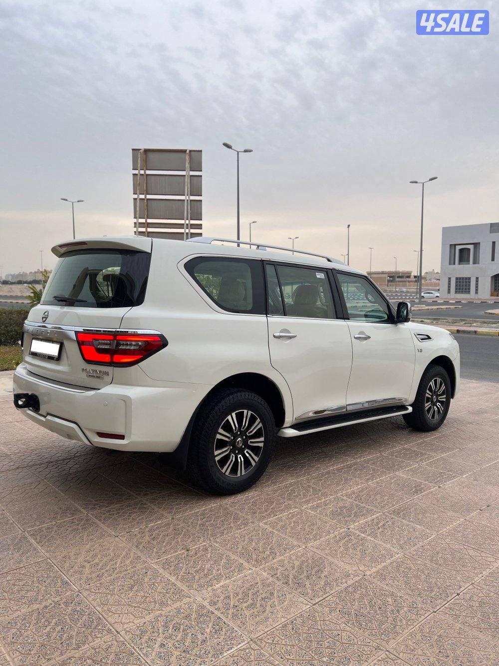 باترول حجم 320 موديل 2013 مجدد بالكامل 20213