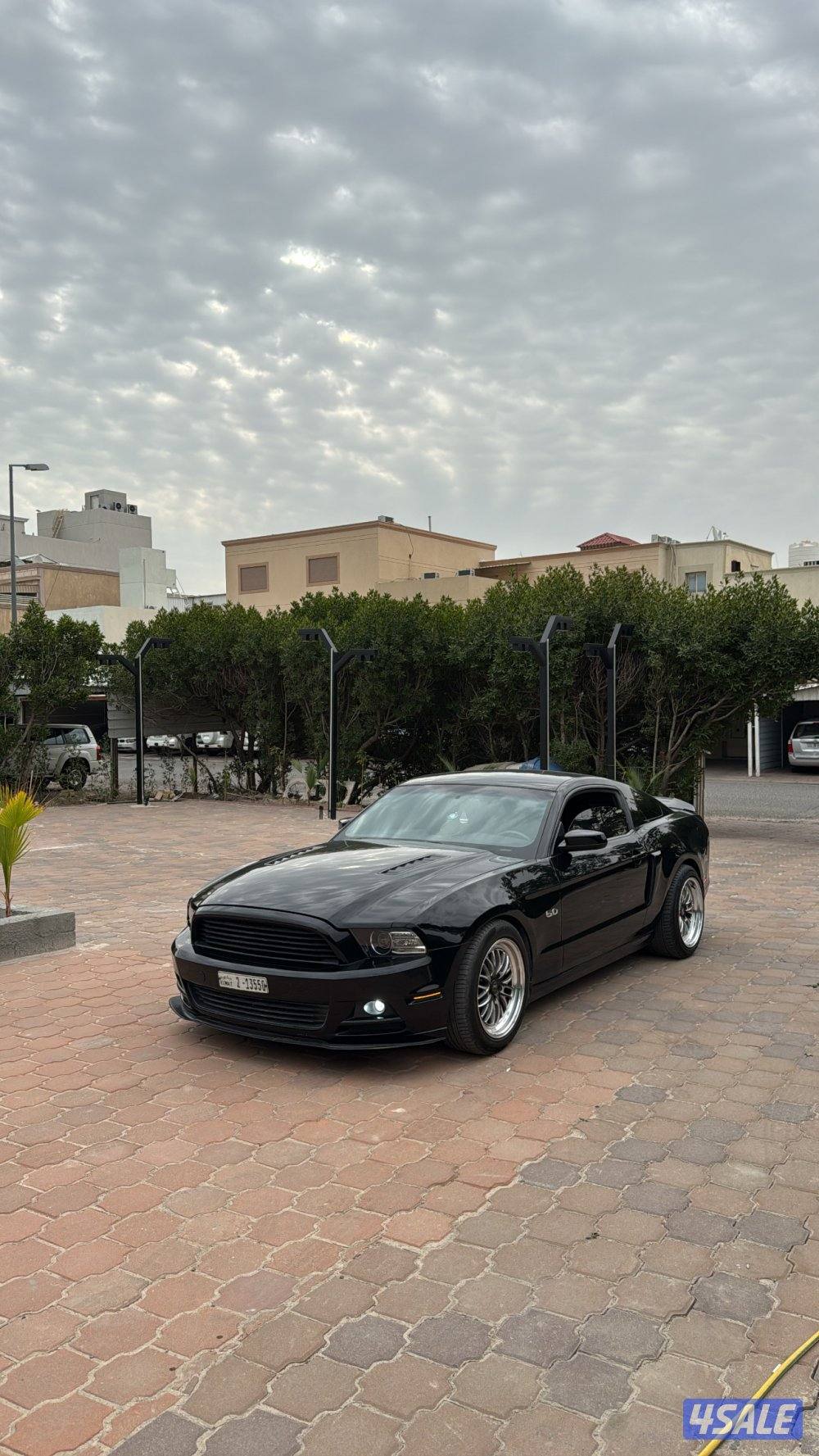 للبيع موستنق ٢٠١٢3