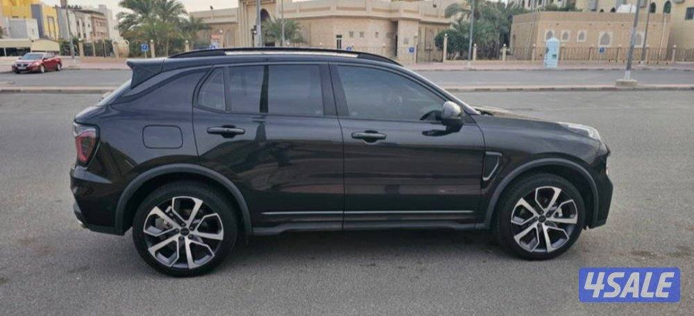 Lynk&Co 01 2023 under waranty full option3