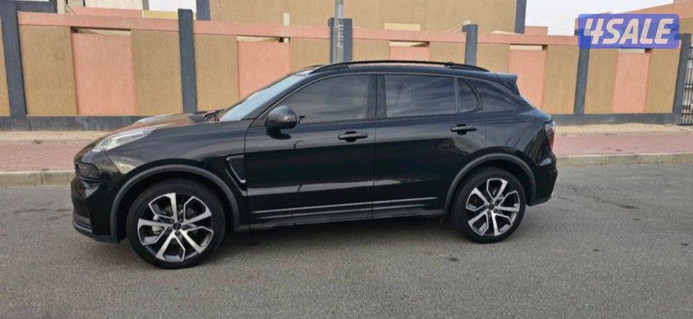 Lynk&Co 01 2023 under waranty full option2