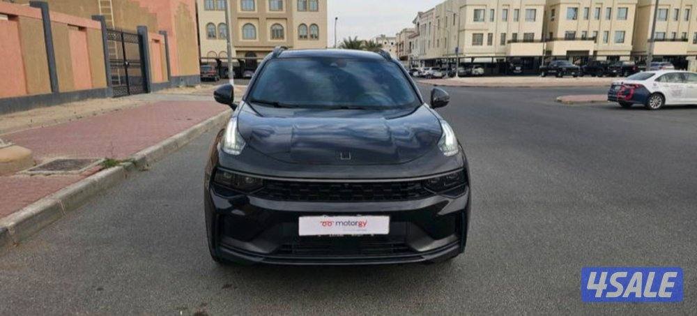 Lynk&Co 01 2023 under waranty full option6