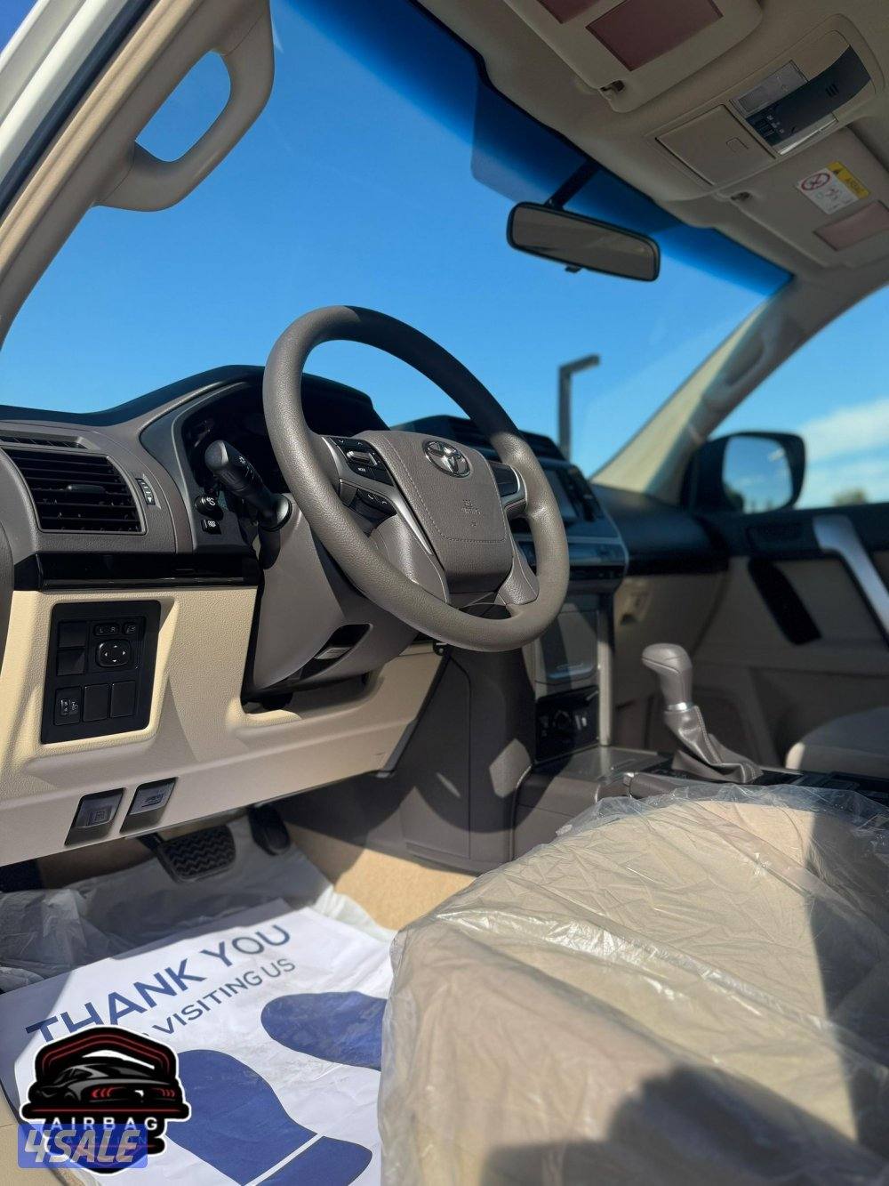 للبيع تويوتا برادو TX
موديل 2023 
عداد 18 الف 
سيرفس منتظم 
4 سلندر4