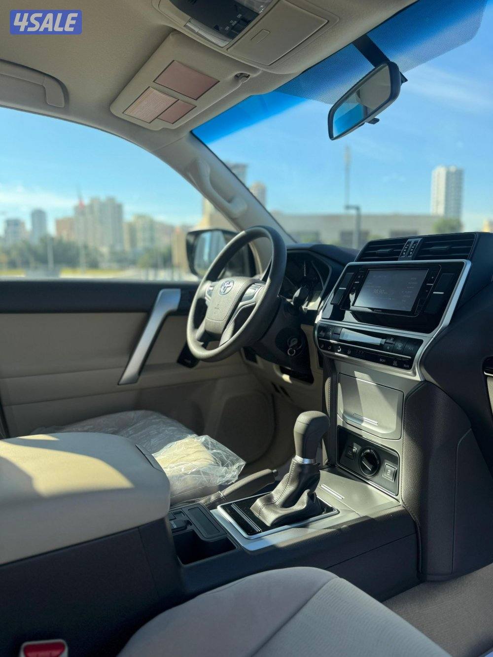 للبيع تويوتا برادو TX
موديل 2023 
عداد 18 الف 
سيرفس منتظم 
4 سلندر6