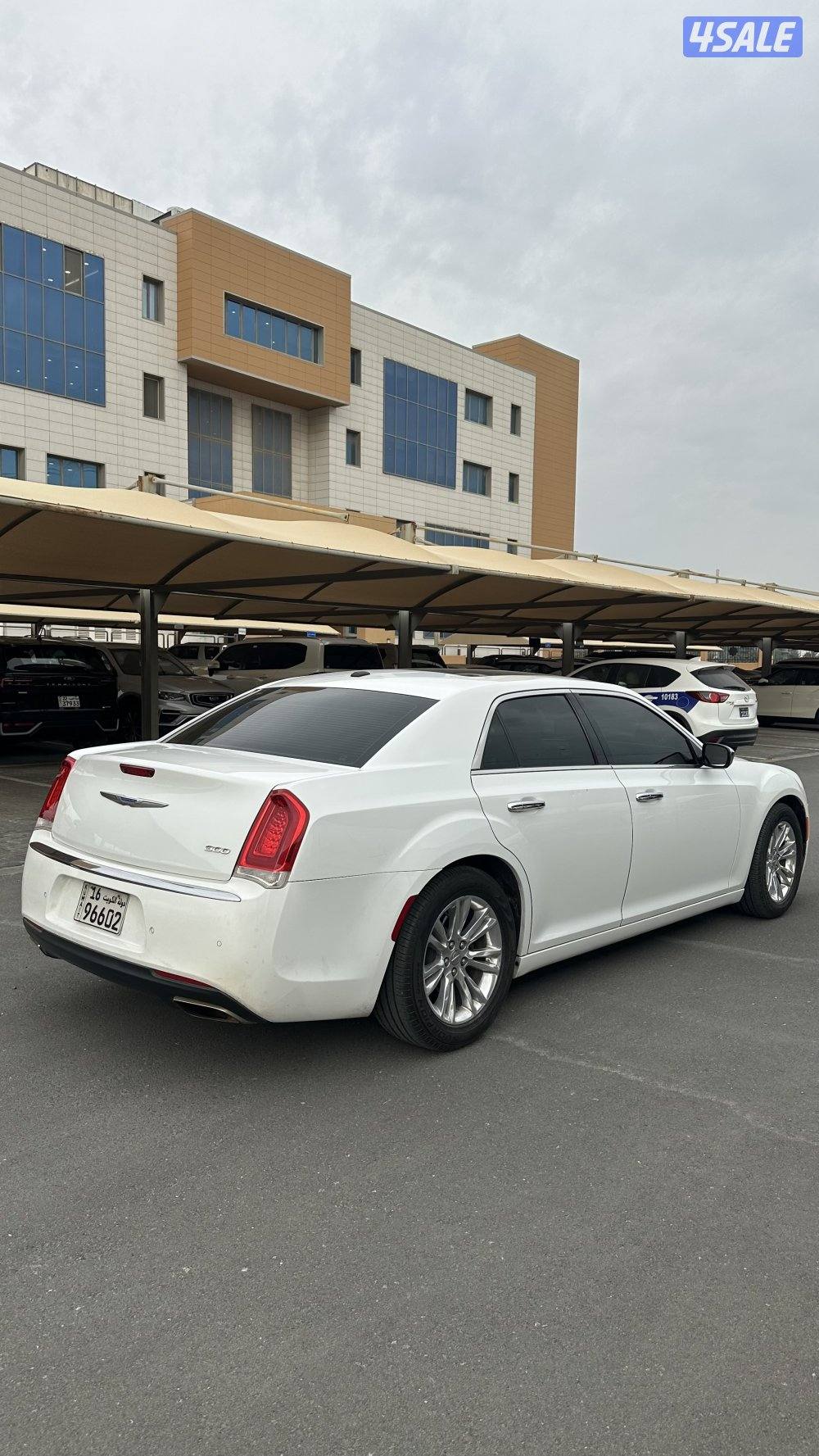 كرايزر همي 8 سلندر 20192