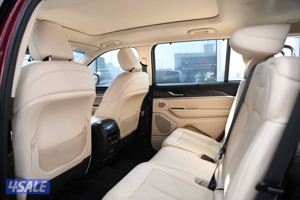 جيب جراندشيروكي ليميتد4