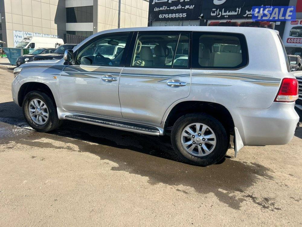 تويوتا لاند كروزر VX.R -V8  موديل 2008 ماشى 358.000 k.m3