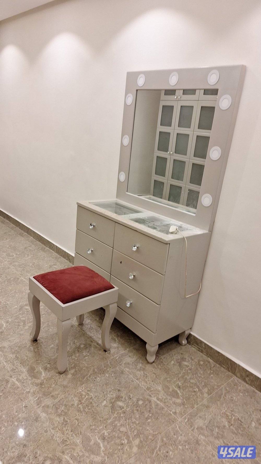 ##فك كبت#فك سرير#نجار#فك اثاث #غرفه تغيير #تغيراماكن الاثا13