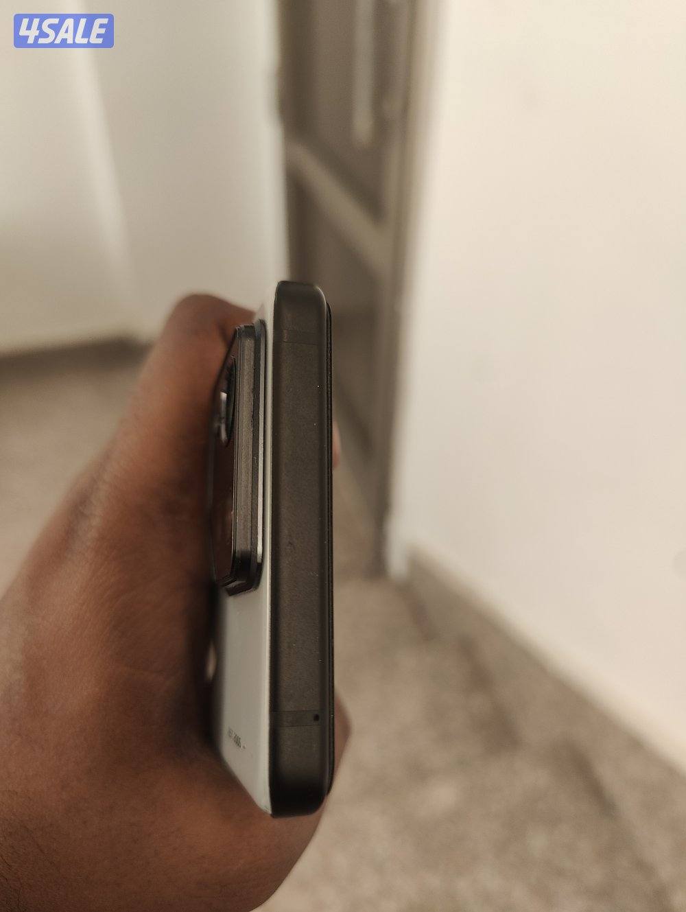 ASUS ROG 8 IN GOOD CONDITION
16 GB RAM 256 INTERNAL6