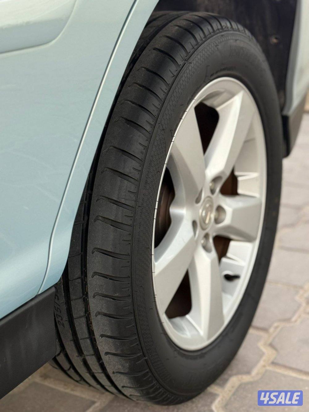 للبيع جيب لكزس RX330 موديل 2005 صبغ وكاله سيرفس وكاله ماشي 1381