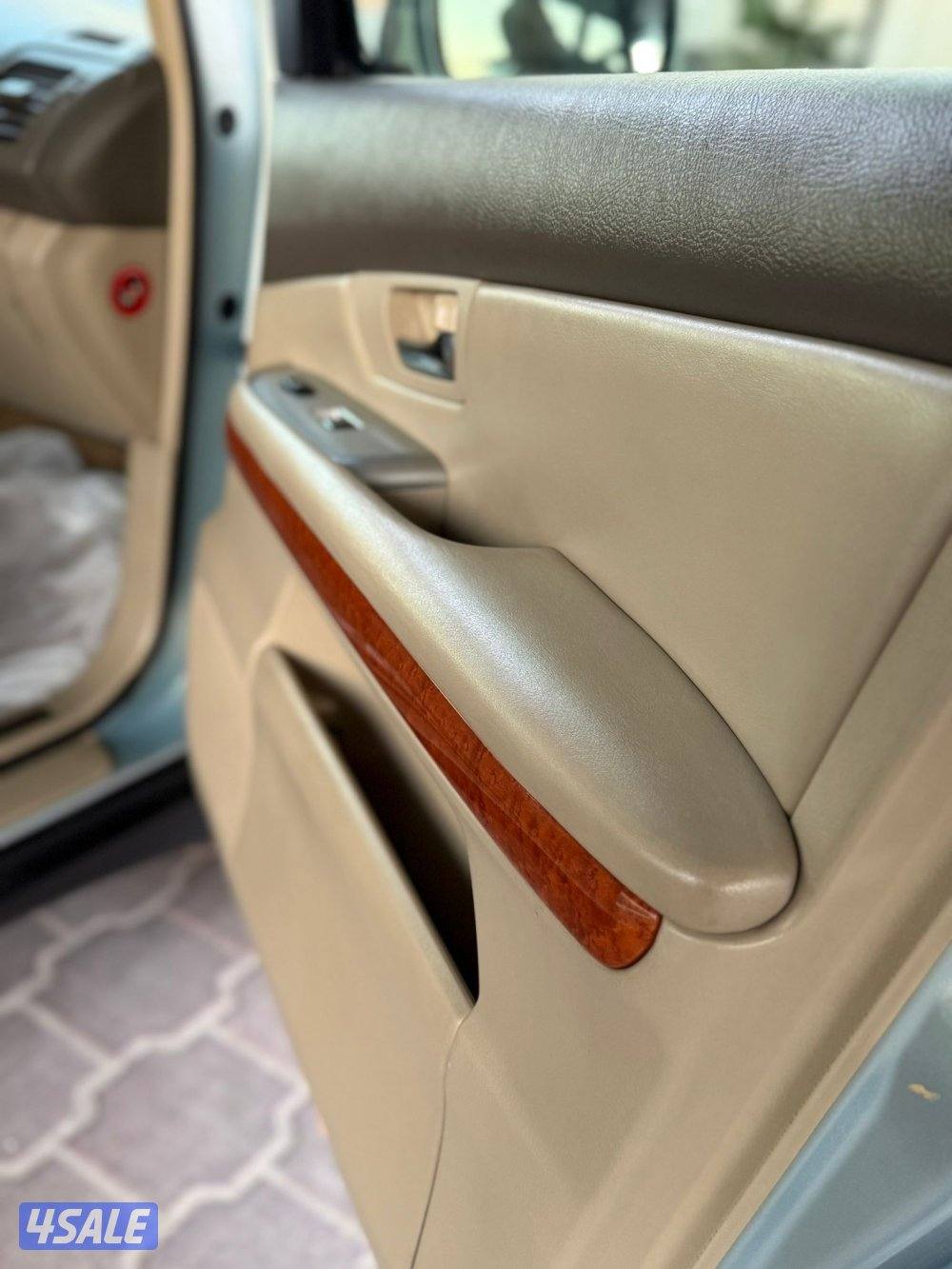 للبيع جيب لكزس RX330 موديل 2005 صبغ وكاله سيرفس وكاله ماشي 1382