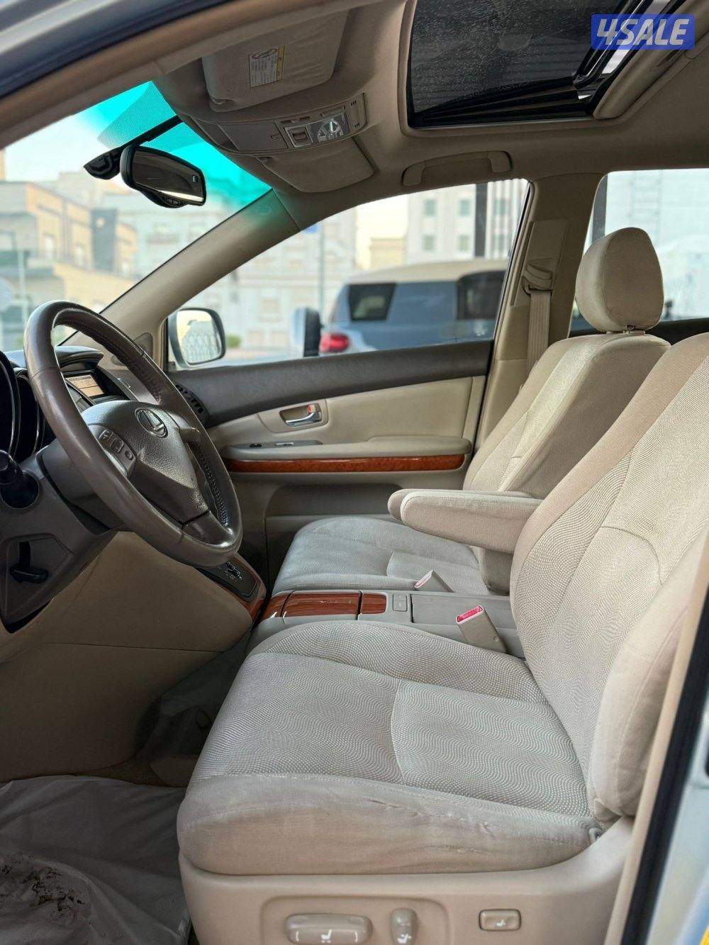 للبيع جيب لكزس RX330 موديل 2005 صبغ وكاله سيرفس وكاله ماشي 1383