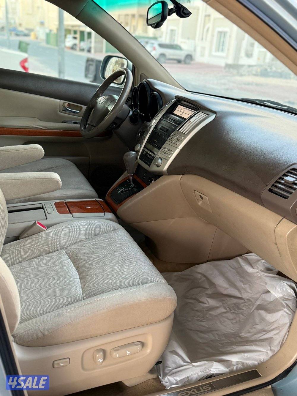 للبيع جيب لكزس RX330 موديل 2005 صبغ وكاله سيرفس وكاله ماشي 1387