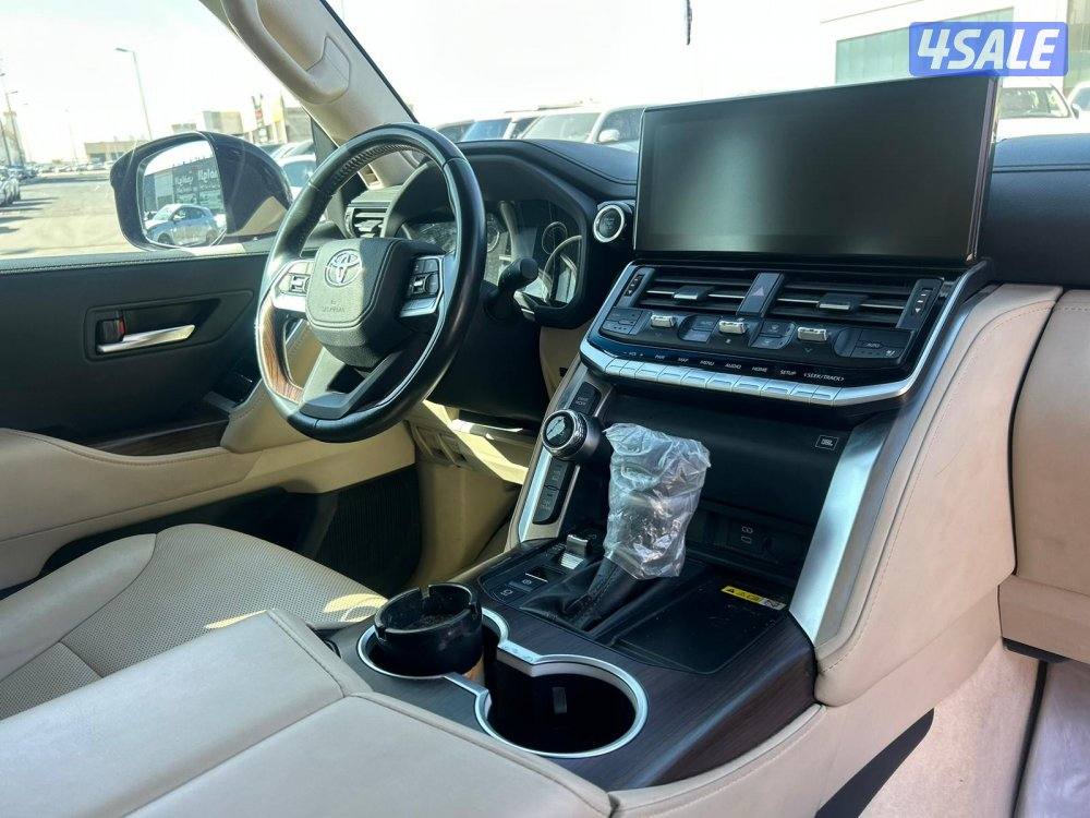 تويوتا لاند كروزر GX.R AEROs  twin turbo.V6 موديل 20246