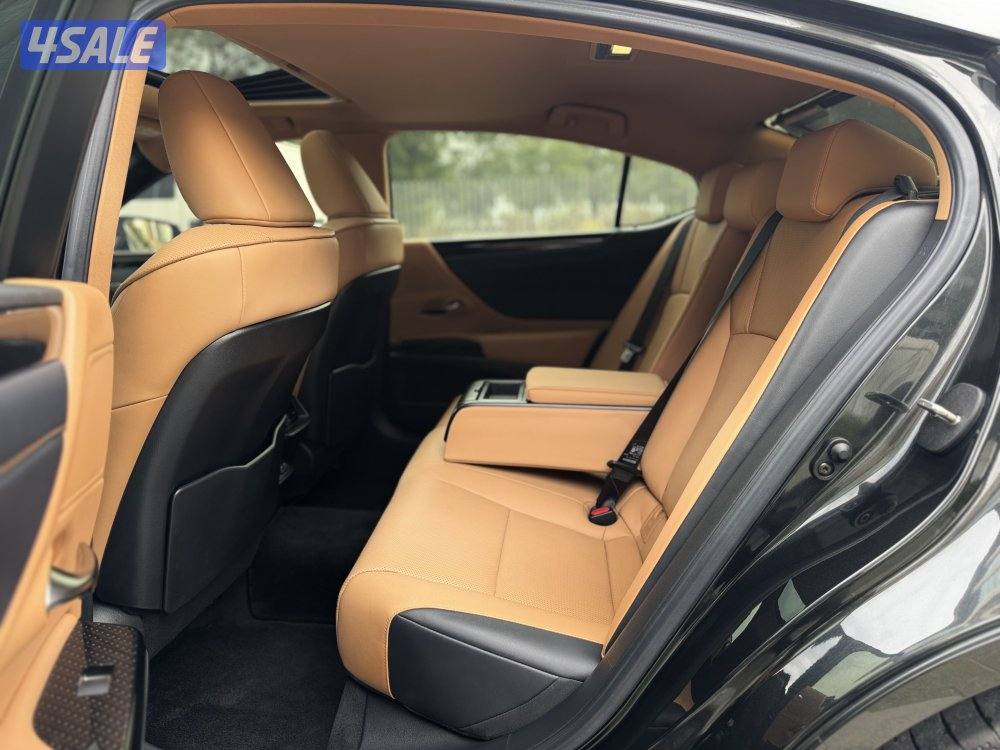 لكزس ES350 موديل 2024 تحت الكفالة وكالة الساير10