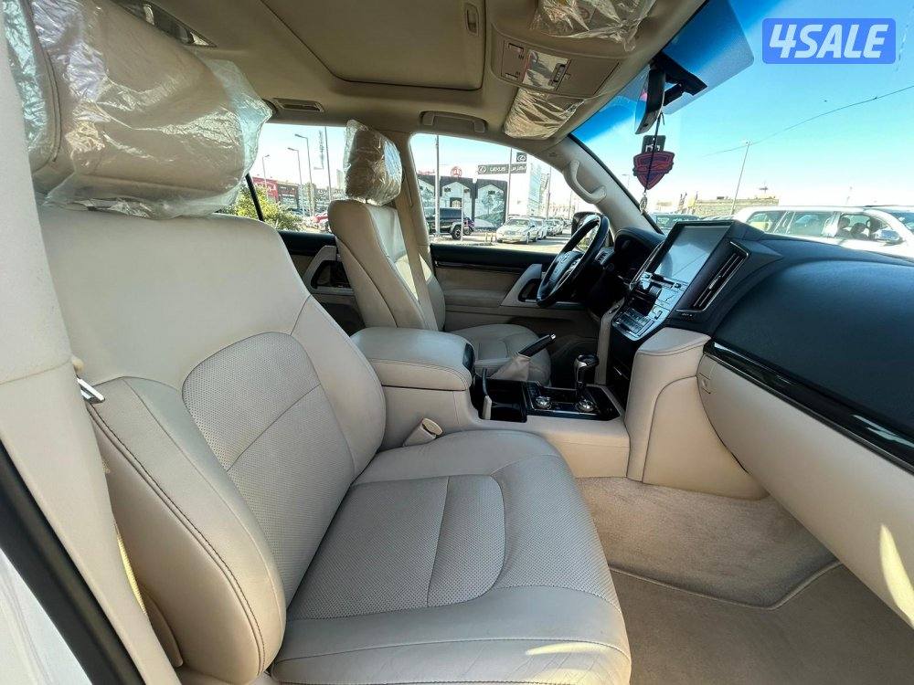 لاند كروزر GX.R-قراند تورينق .V8 موديل 2020 ماشى 224.000 k.m5