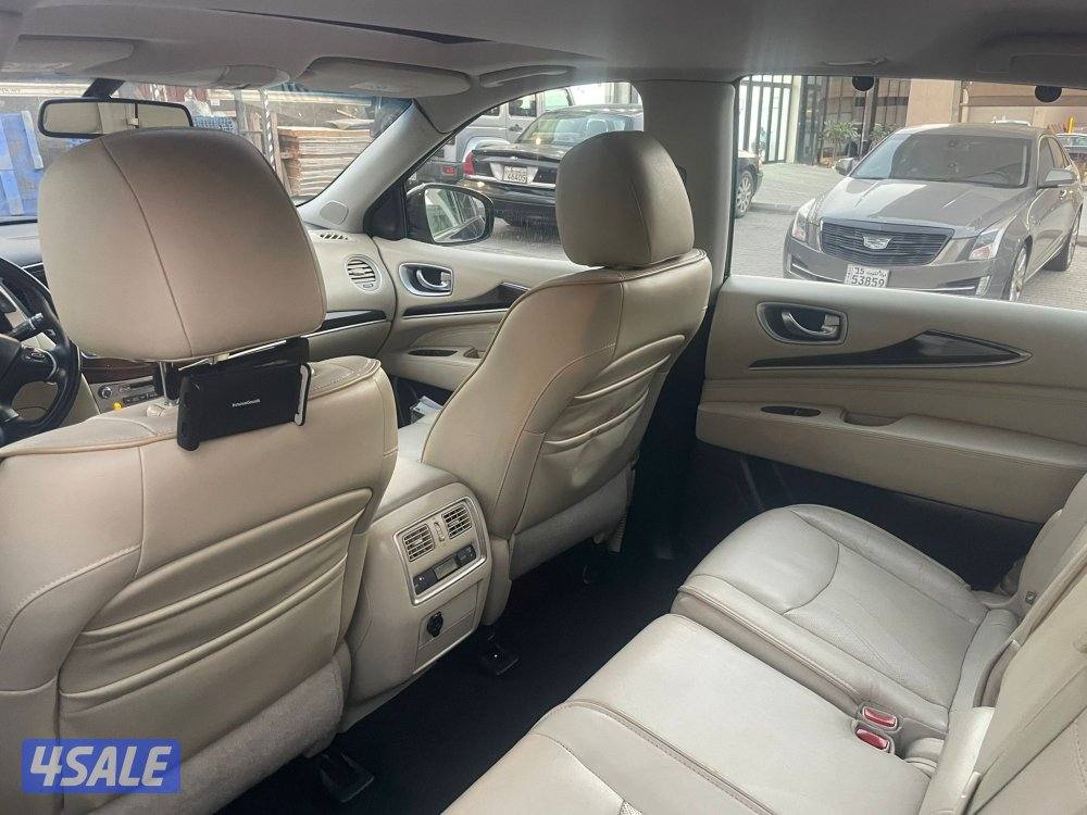 QX 60 2015 نظيفه جدا3