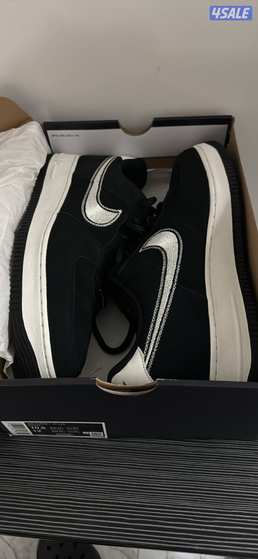 Nike AIR FORCE 1 (Size 44) (ORIGINAL) (Brand New)3