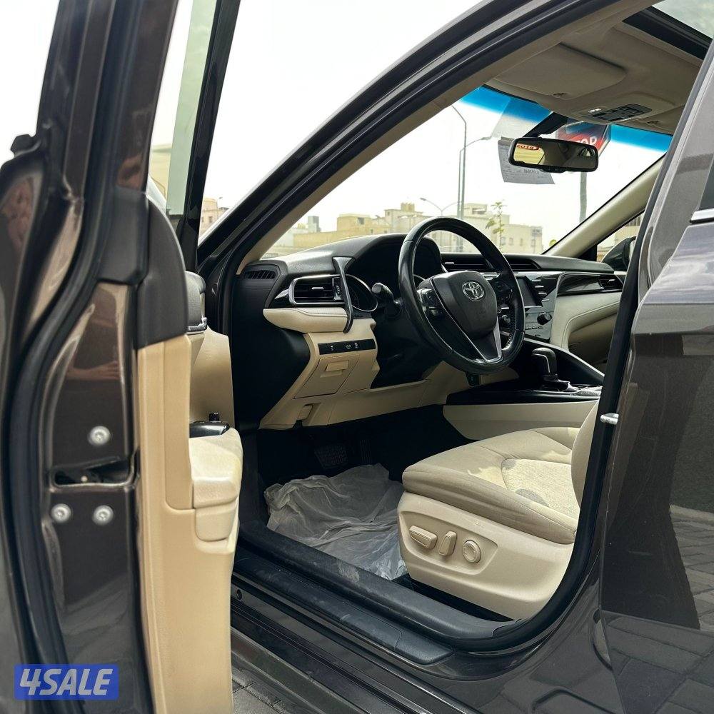 تويوتا الساير كامري - GLE فتحه موديل 20194