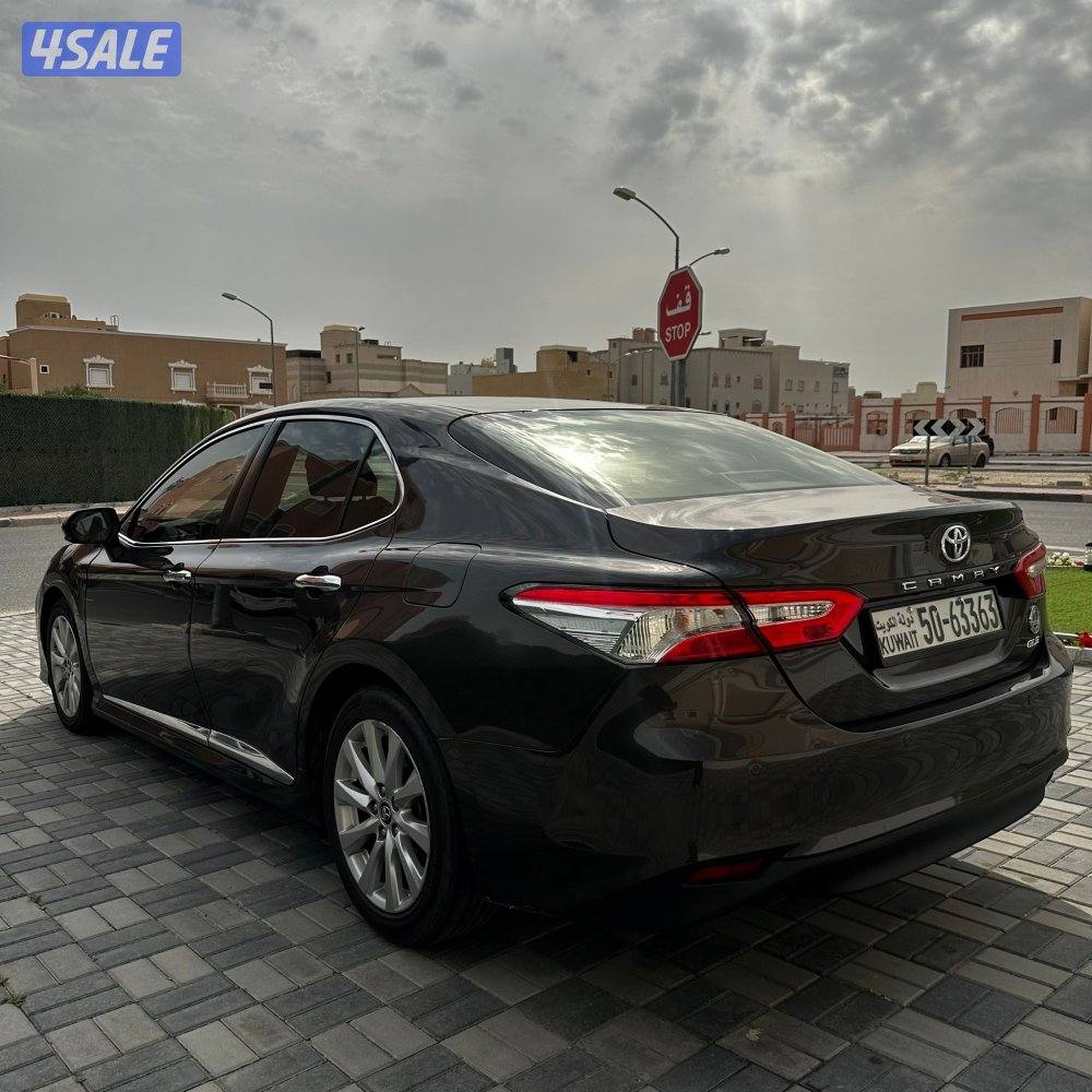 تويوتا الساير كامري - GLE فتحه موديل 20196