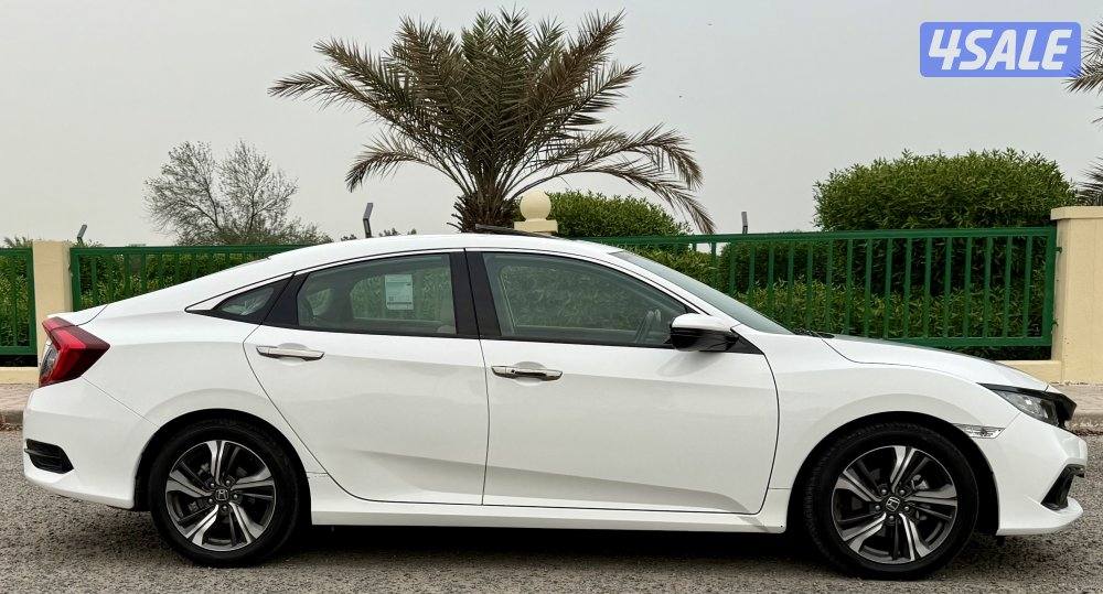 Honda civic 2021 sports7