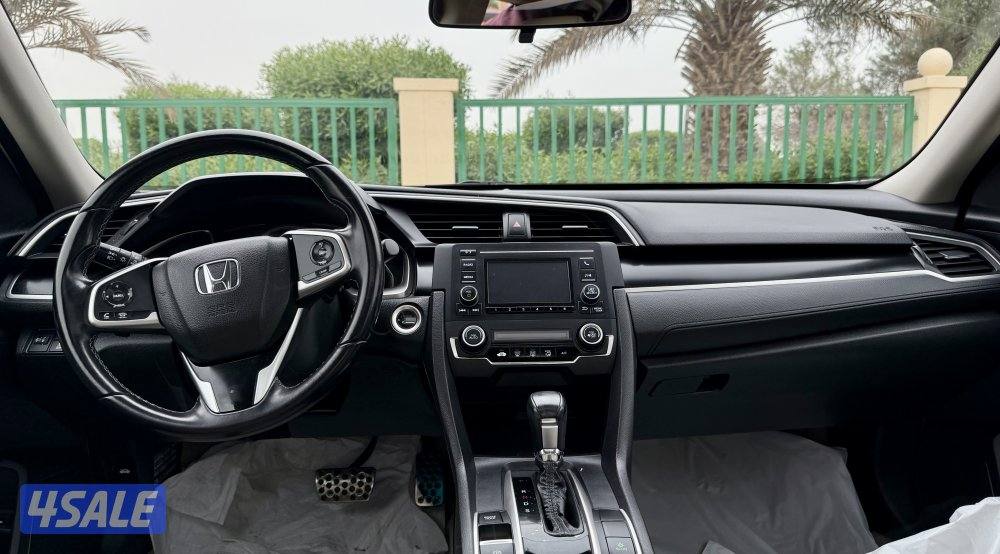 Honda civic 2021 sports8