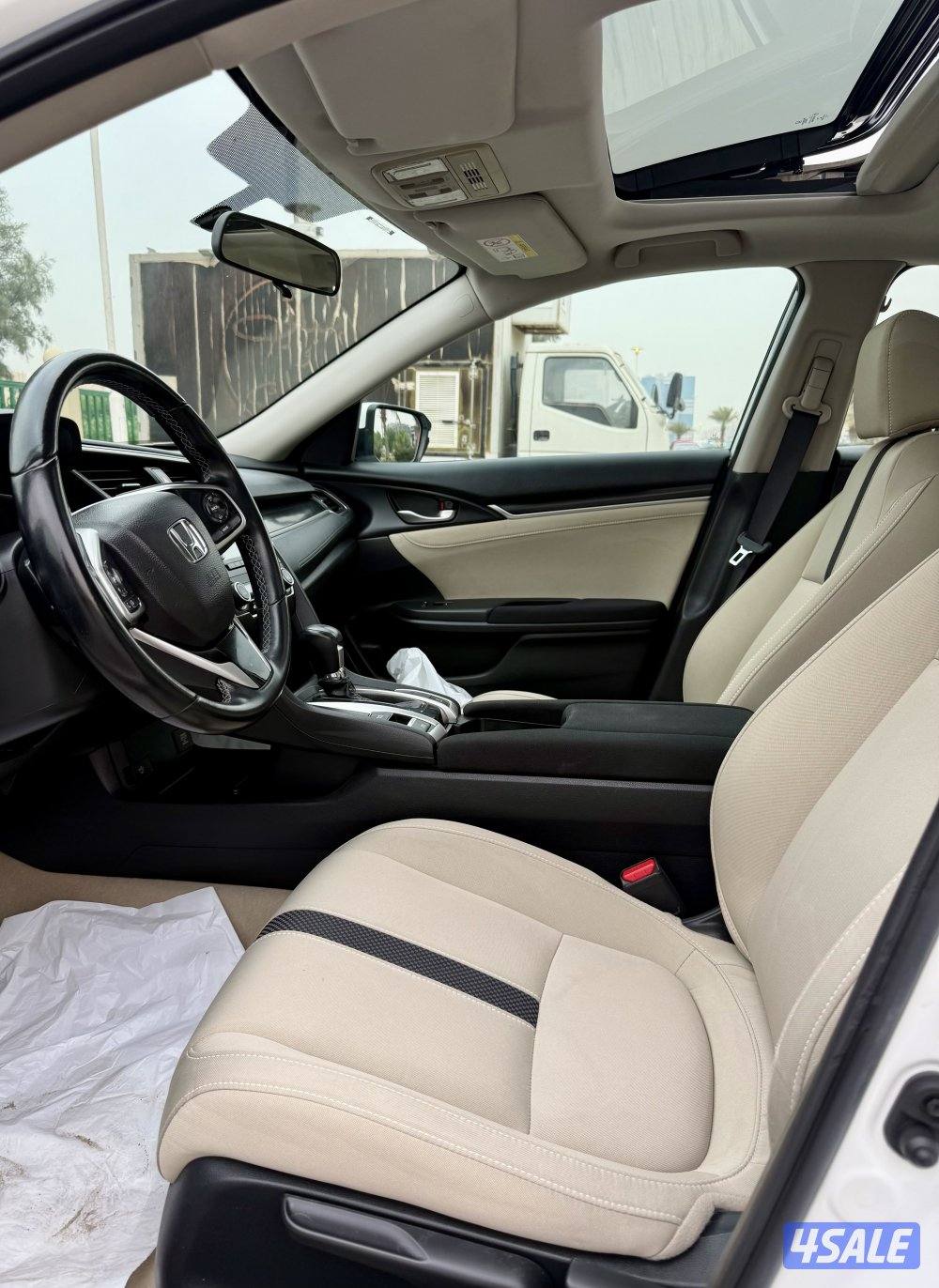 Honda civic 2021 sports9