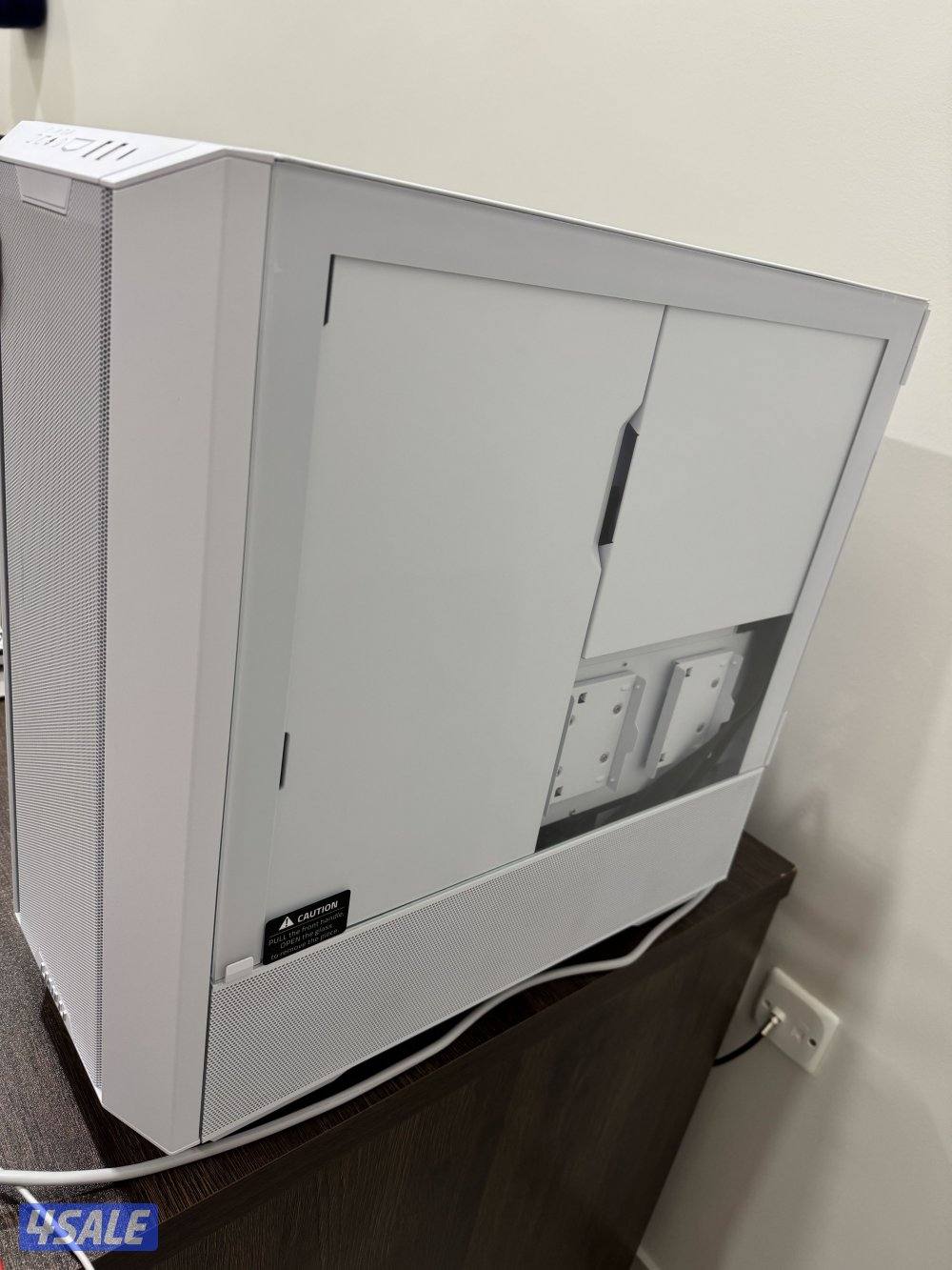 Gaming PC with bluetooth mouse and keyboard (clean) - كمبيوتر نظيف جدا6