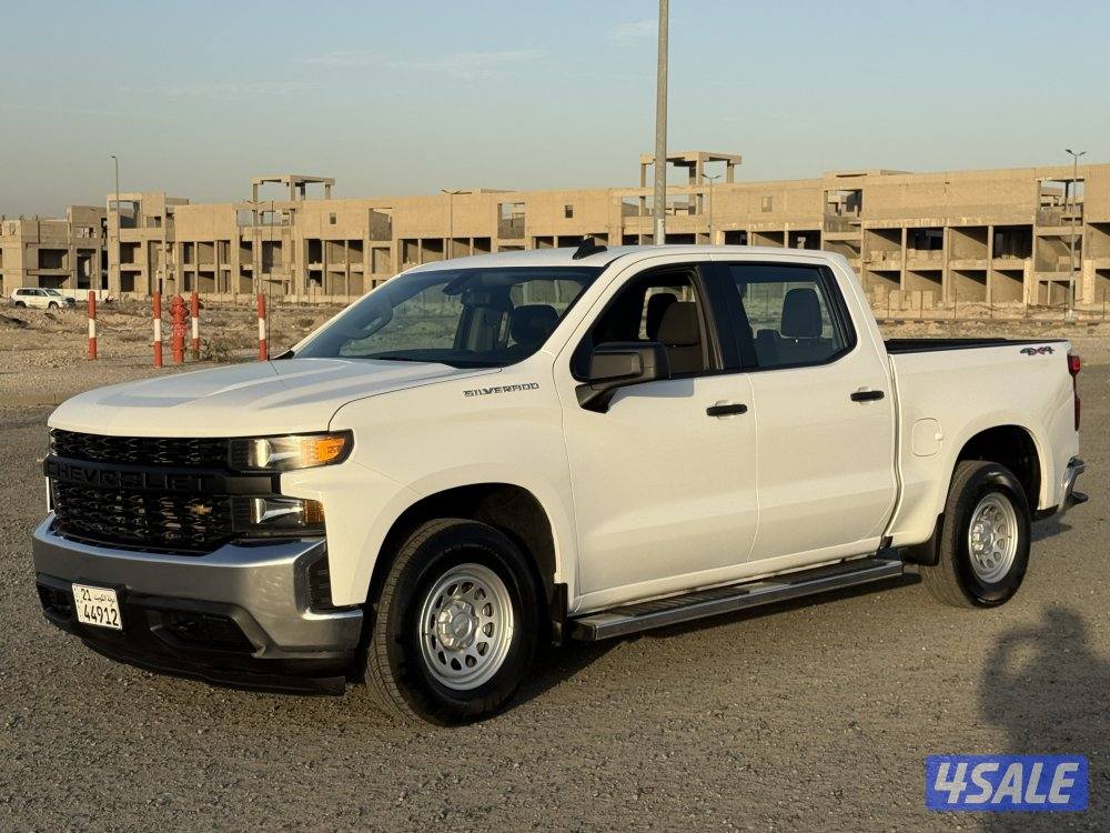 للبيع سلفرادو 20224