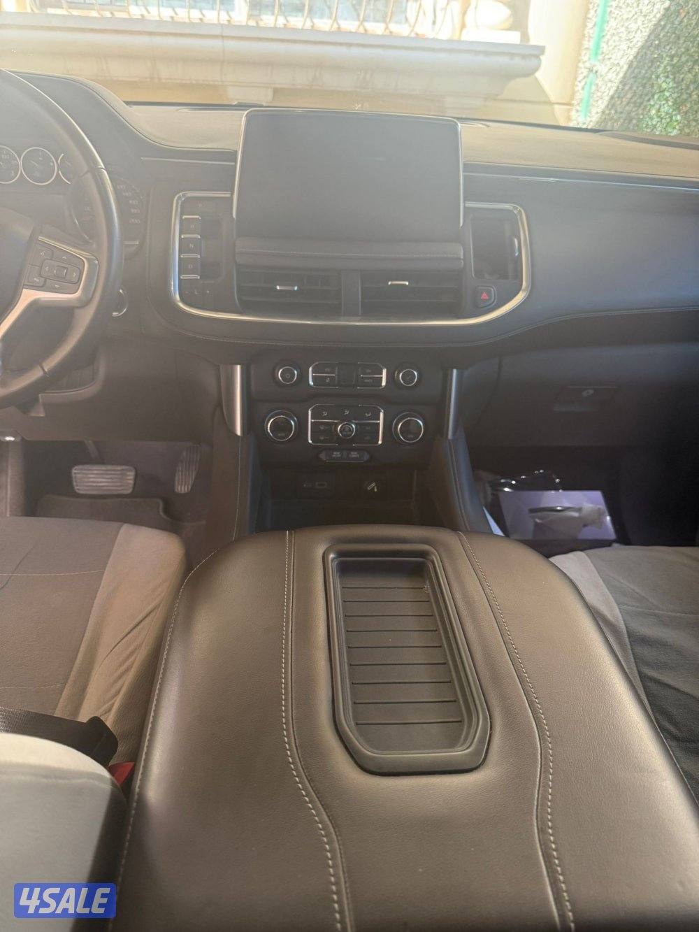 للبيع تاهو كامل المواصفات سيرفس منتظم في الوكاله شاشه كبيره ثلاجه ....3