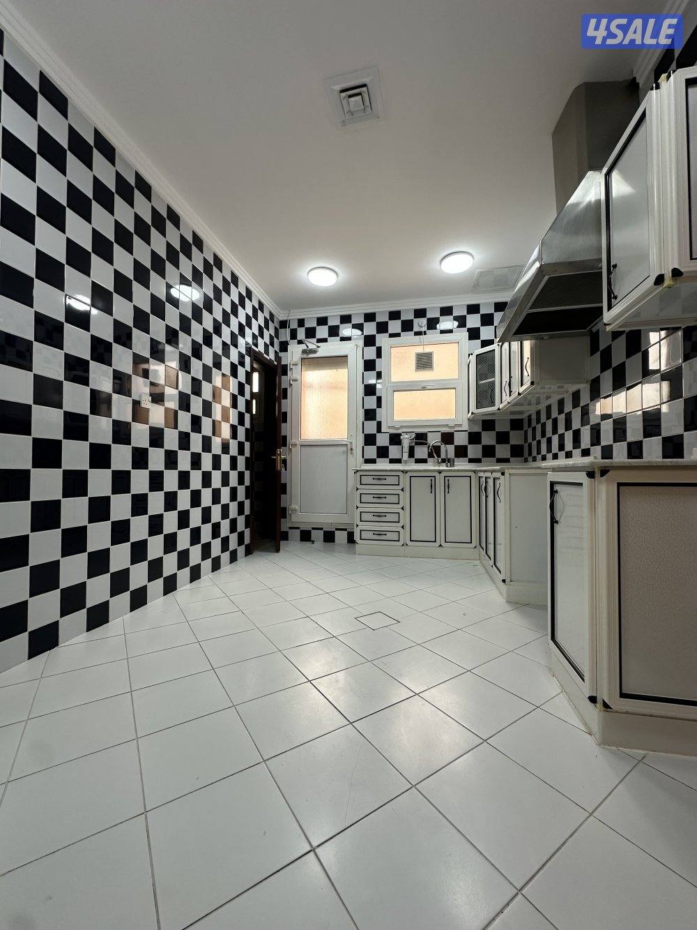 شقه بالدسمة المساحه 250م شقه سوبر ديلوكس1