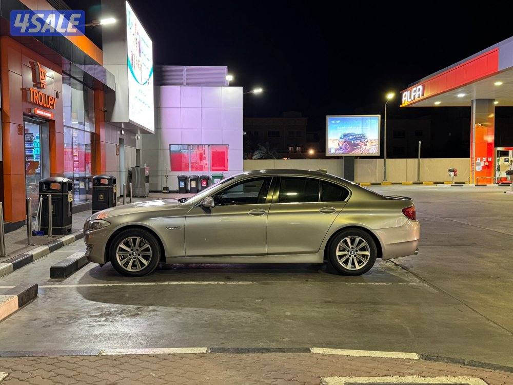 ٢٠١٣ بي ام ٨٥٠ دينار0