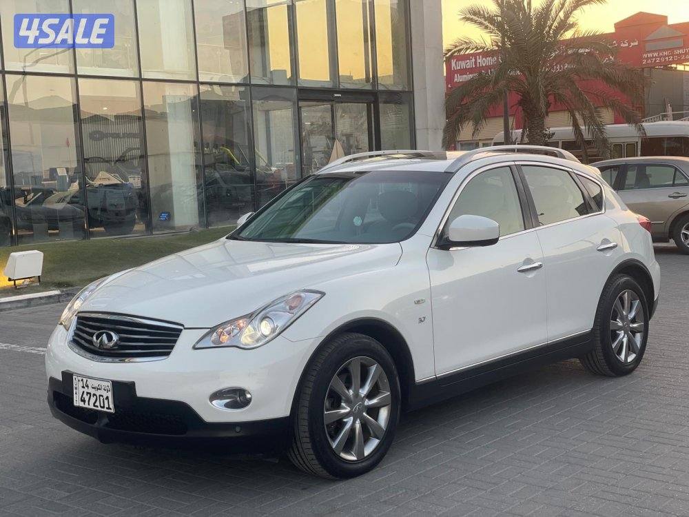 انفينيتي QX50  عداد 61 الف0