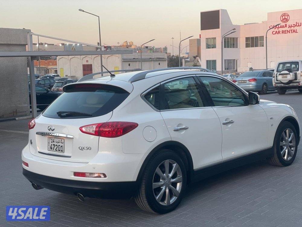 انفينيتي QX50  عداد 61 الف2