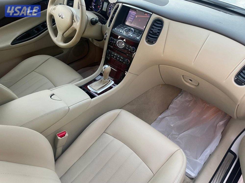 انفينيتي QX50  عداد 61 الف4