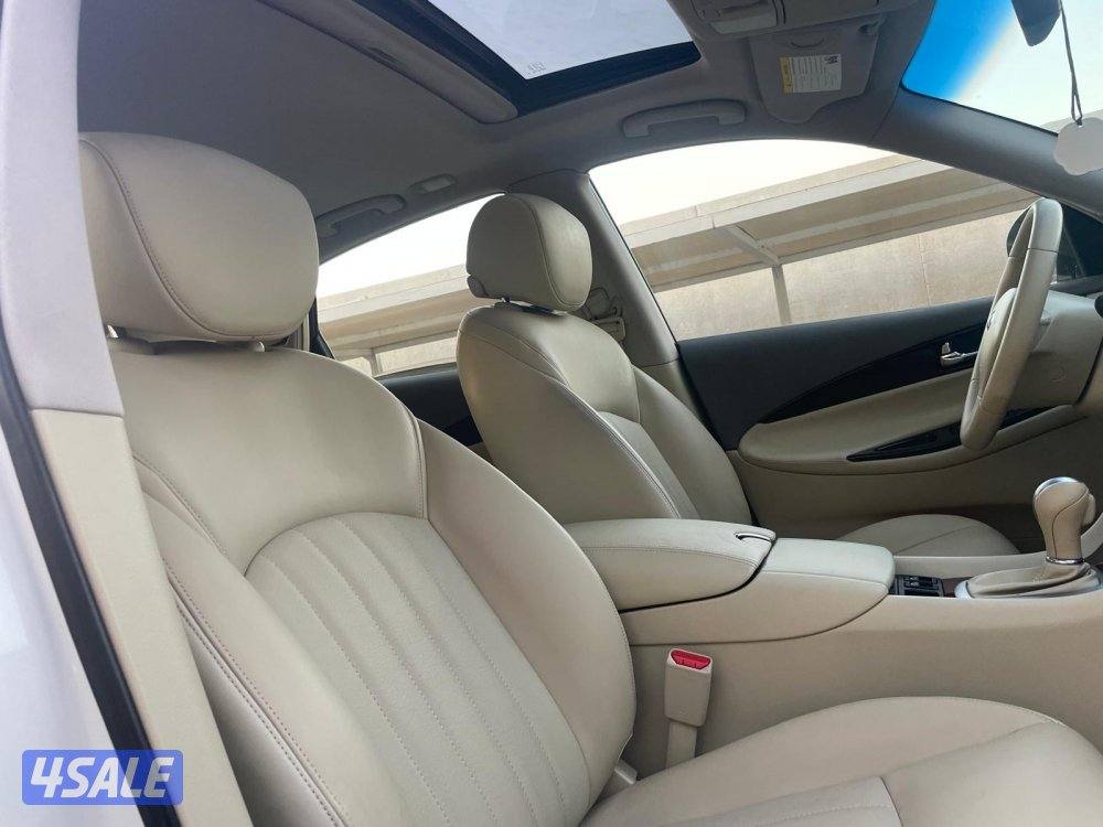 انفينيتي QX50  عداد 61 الف6