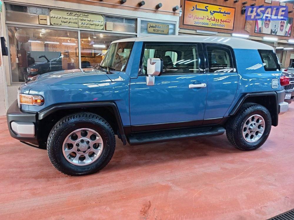 للبيع جيب FJ موديل 2013 صبغ الوكاله شرط الفحص تواير يوكوهاما0