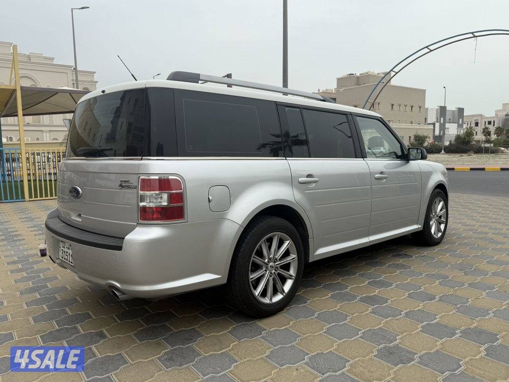 للبيع فورد فلكس 20135