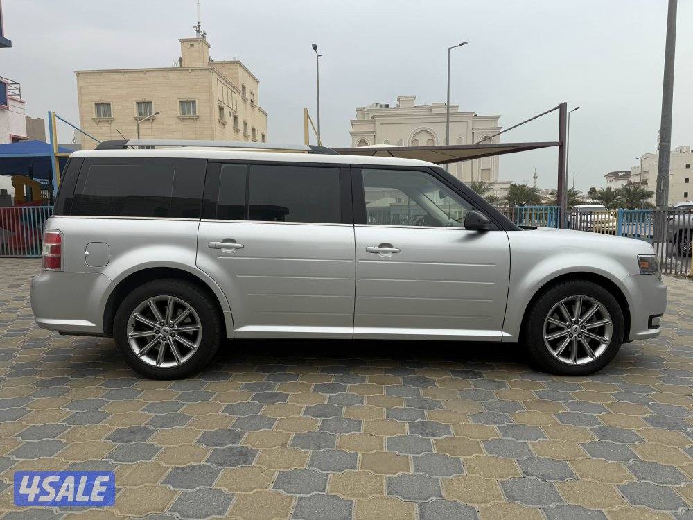 للبيع فورد فلكس 20136