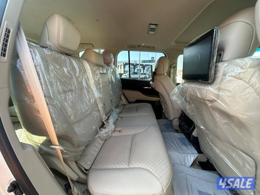 تويوتا لاند كروزر VX.R twin turbo.V6  موديل 2022 ماشى 60.000 k.m5