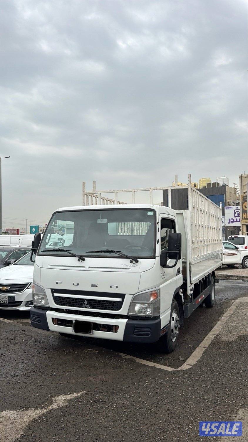 هاف لوري ميتسوبيشي 5 متر ونص.0