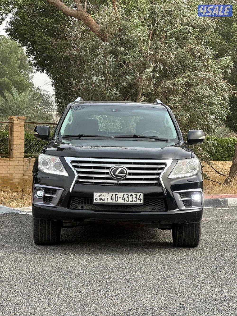 للبيع LX موديل 20113