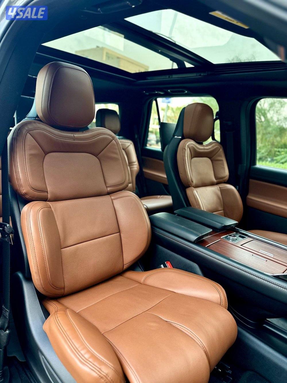 نافيجتور 2021 كامل المواصفات الدرجه الاولي عداد 19 الف تحت الكفاله10