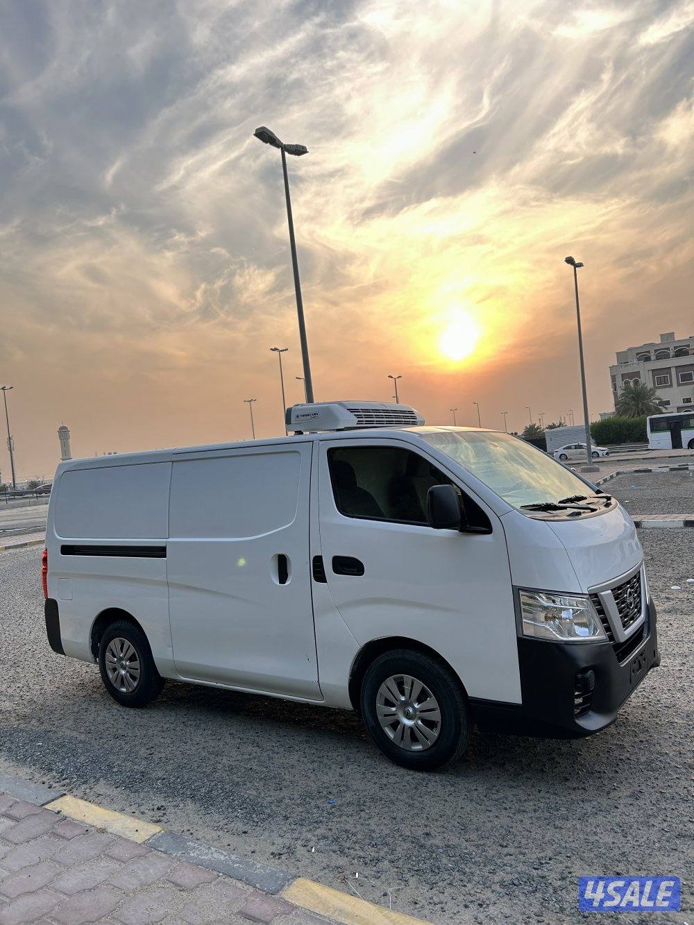 للبيع باص اورفان 2023 مقفل ثلاجه5