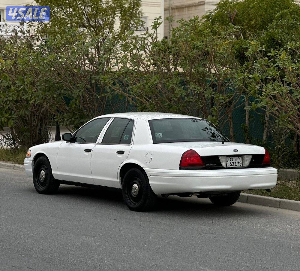 فورد دورية كنديه 20091