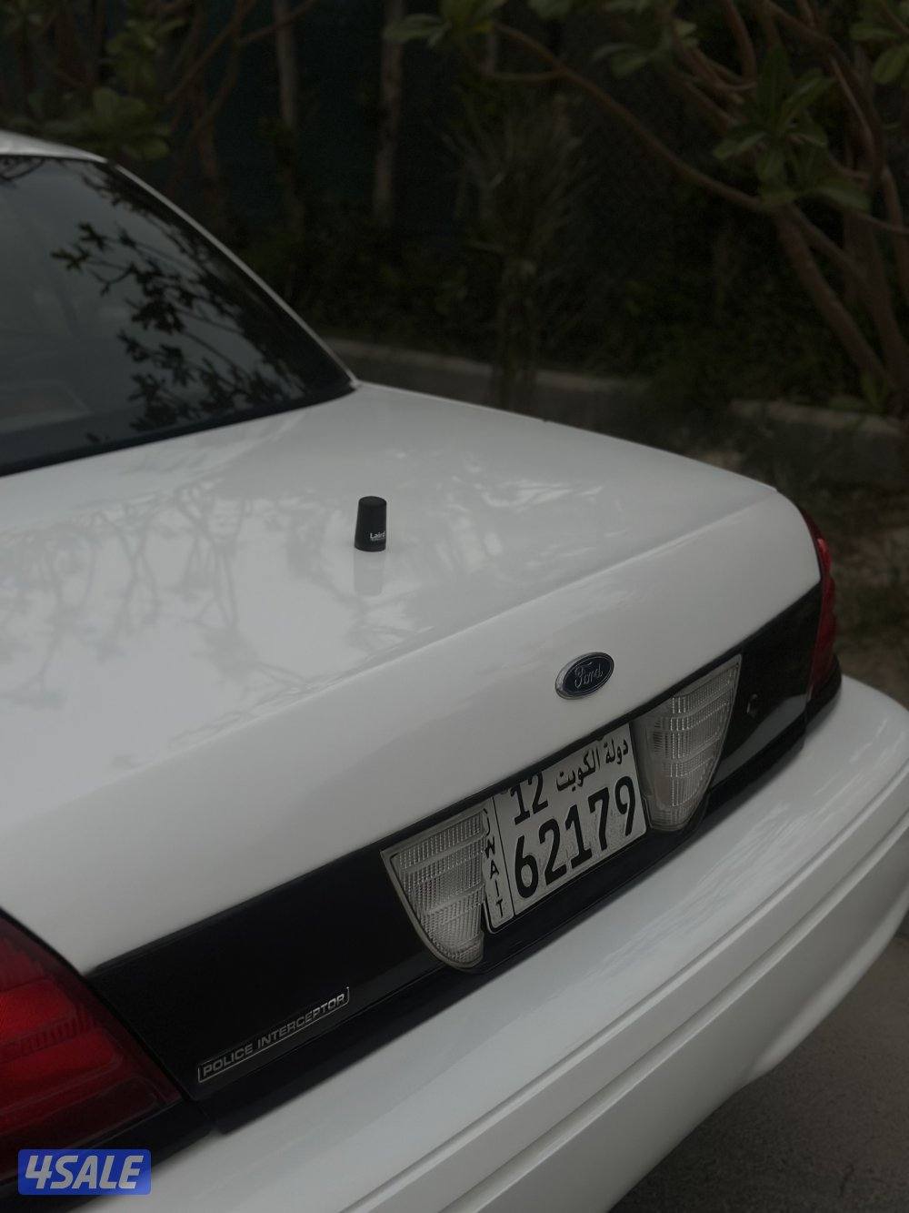 فورد دورية كنديه 20098