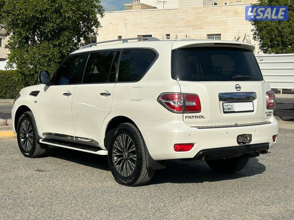 نيسان
باترول بلاتينيوم
LE4003