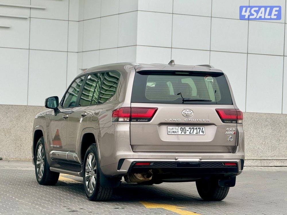 لاند كروزر GX.R AERO’S 2025 بدون تيربو3