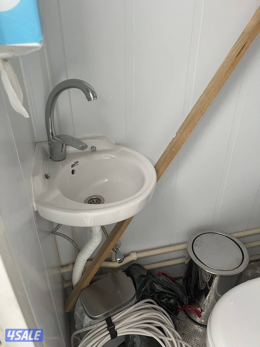 للبيع حمام متنقل  مع كامل اغراضه جاهز للاستعمام1