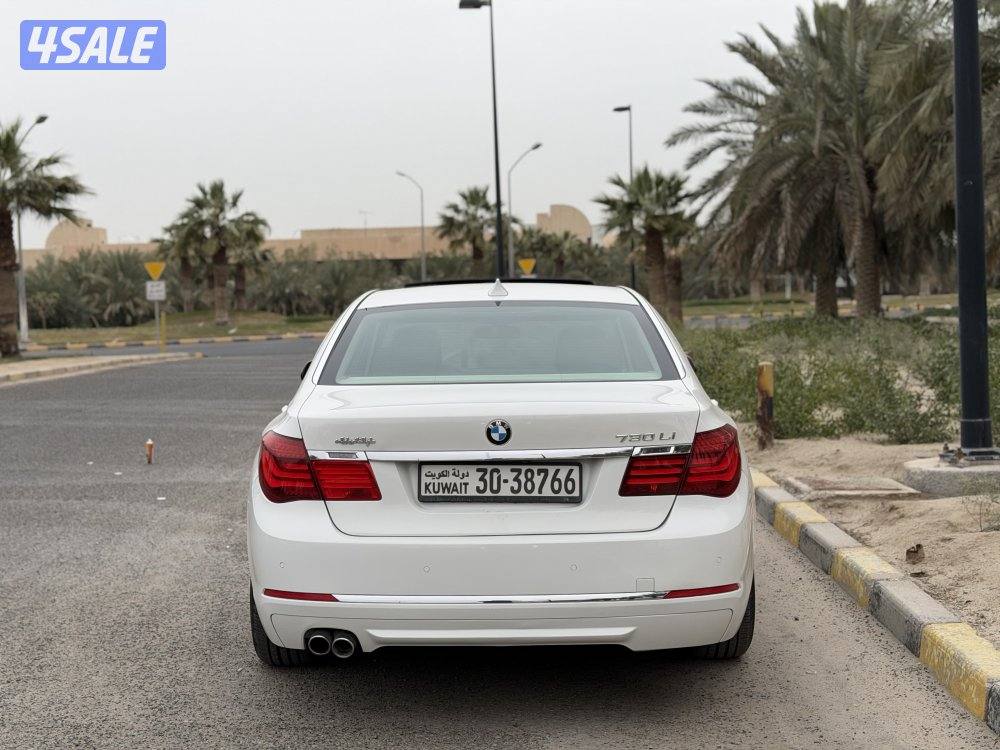 بي ام دبليو موديل 2014 عداد قليل 85 الف كم وارد الوكاله بحاله نادرة3