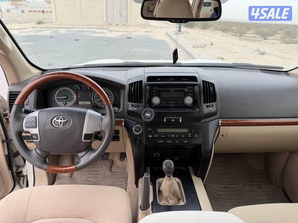 لاندكروزر 20149